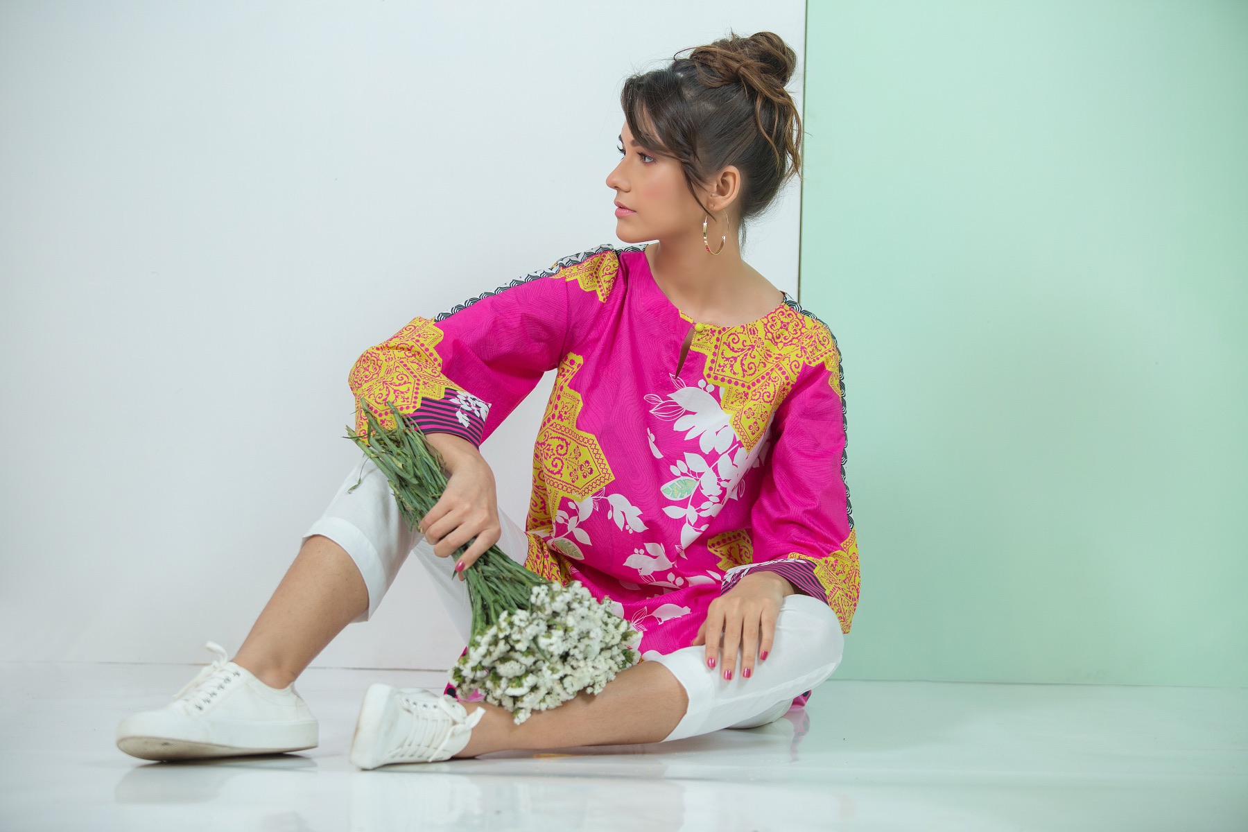 Dhanak Fashion — frame 18