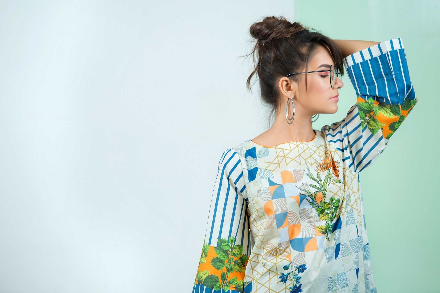 Dhanak Fashion — frame 21