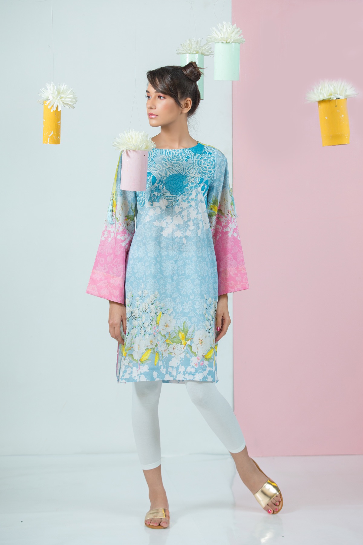 Dhanak Fashion — frame 44