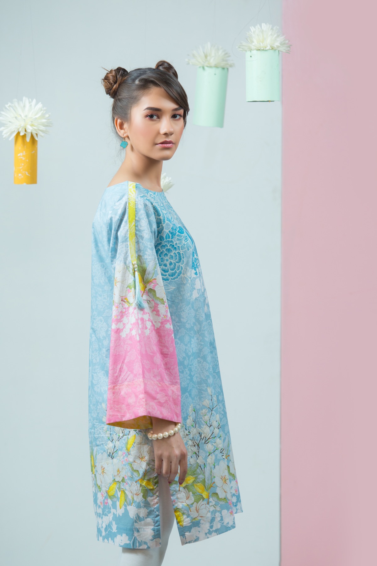 Dhanak Fashion — frame 47