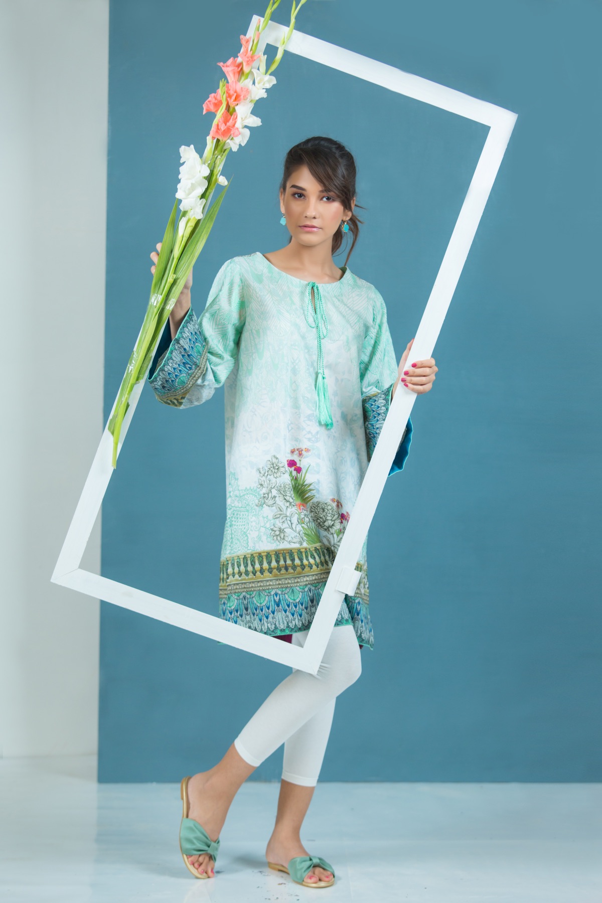 Dhanak Fashion — frame 51