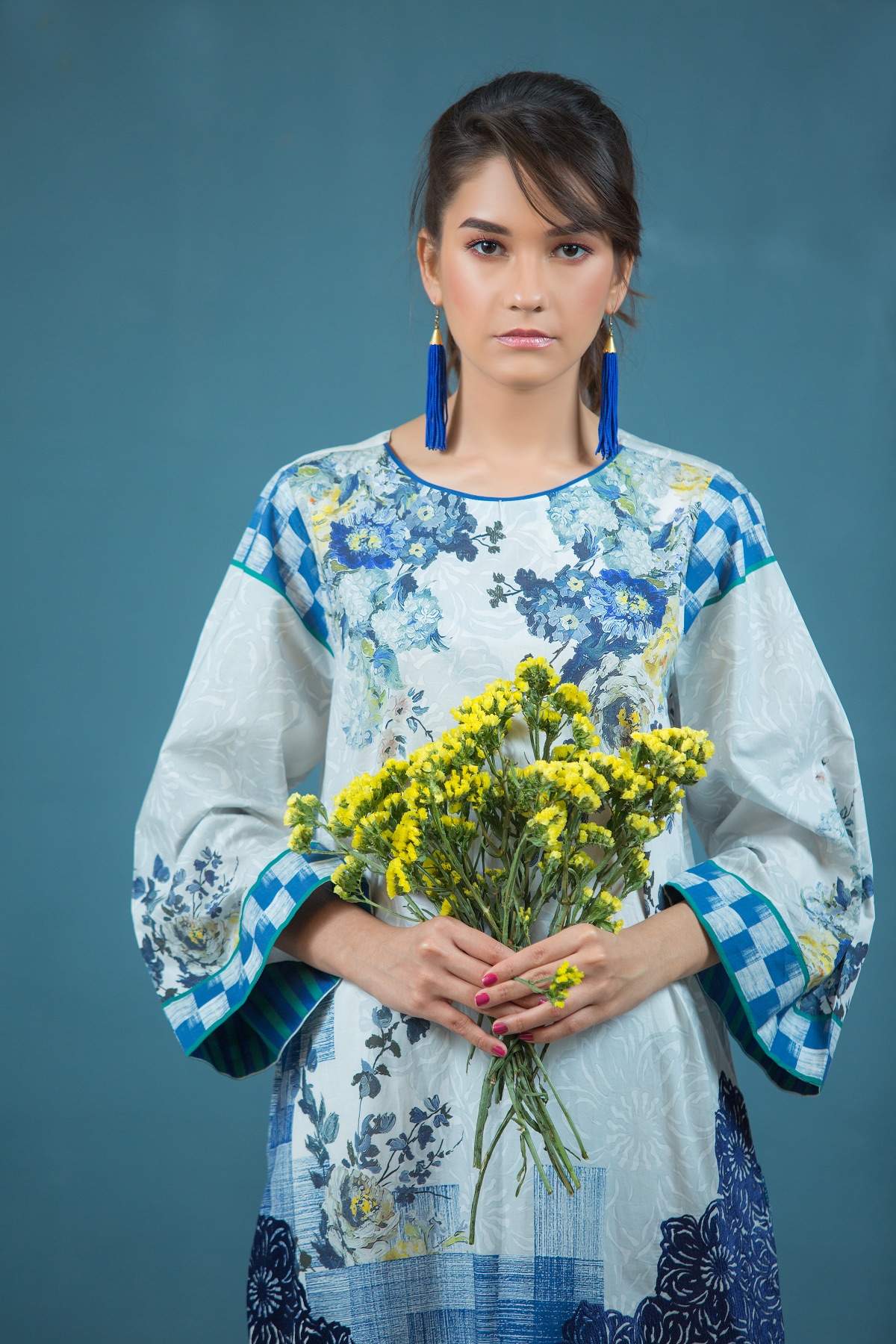 Dhanak Fashion — frame 60