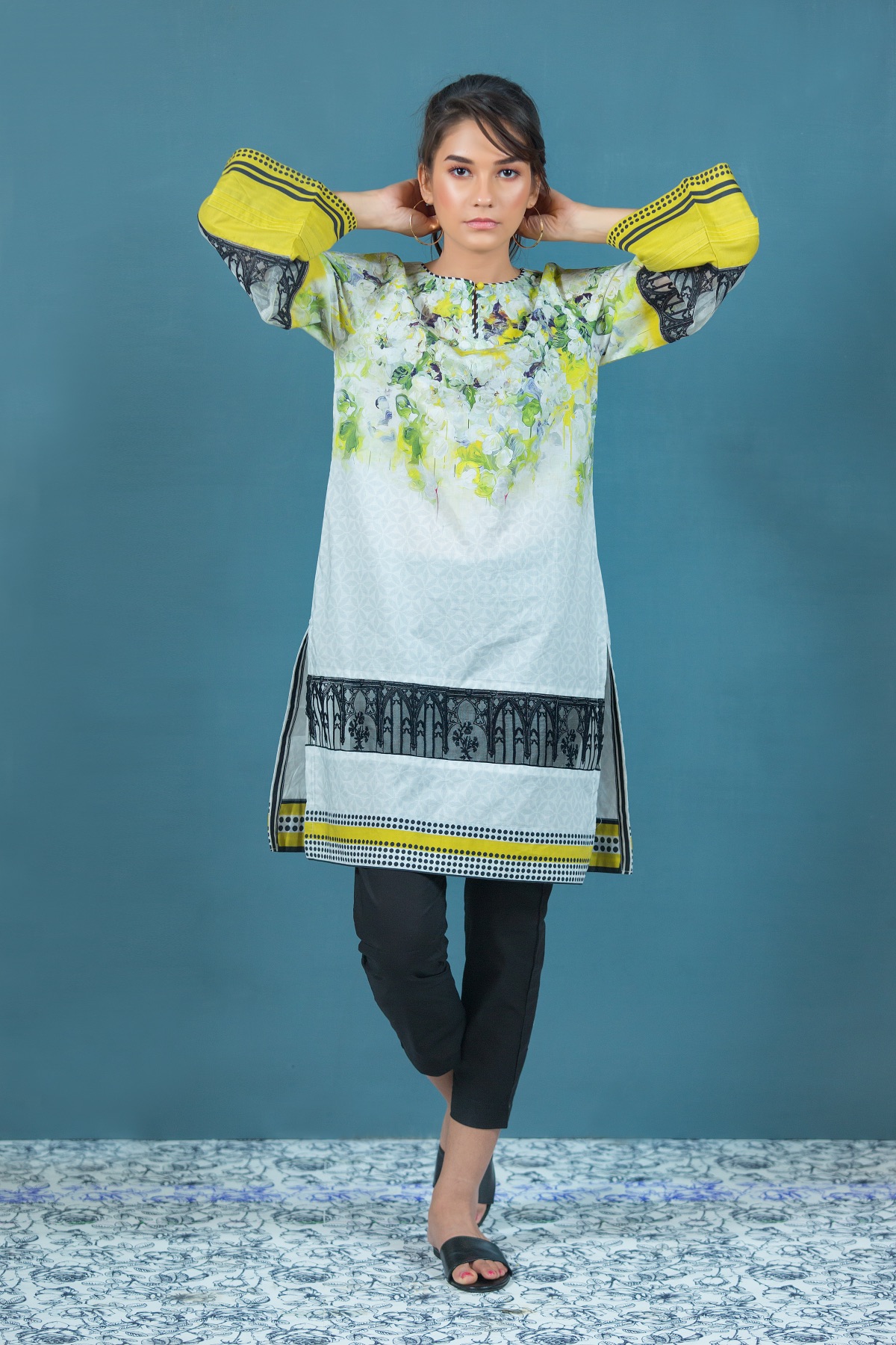 Dhanak Fashion — frame 62