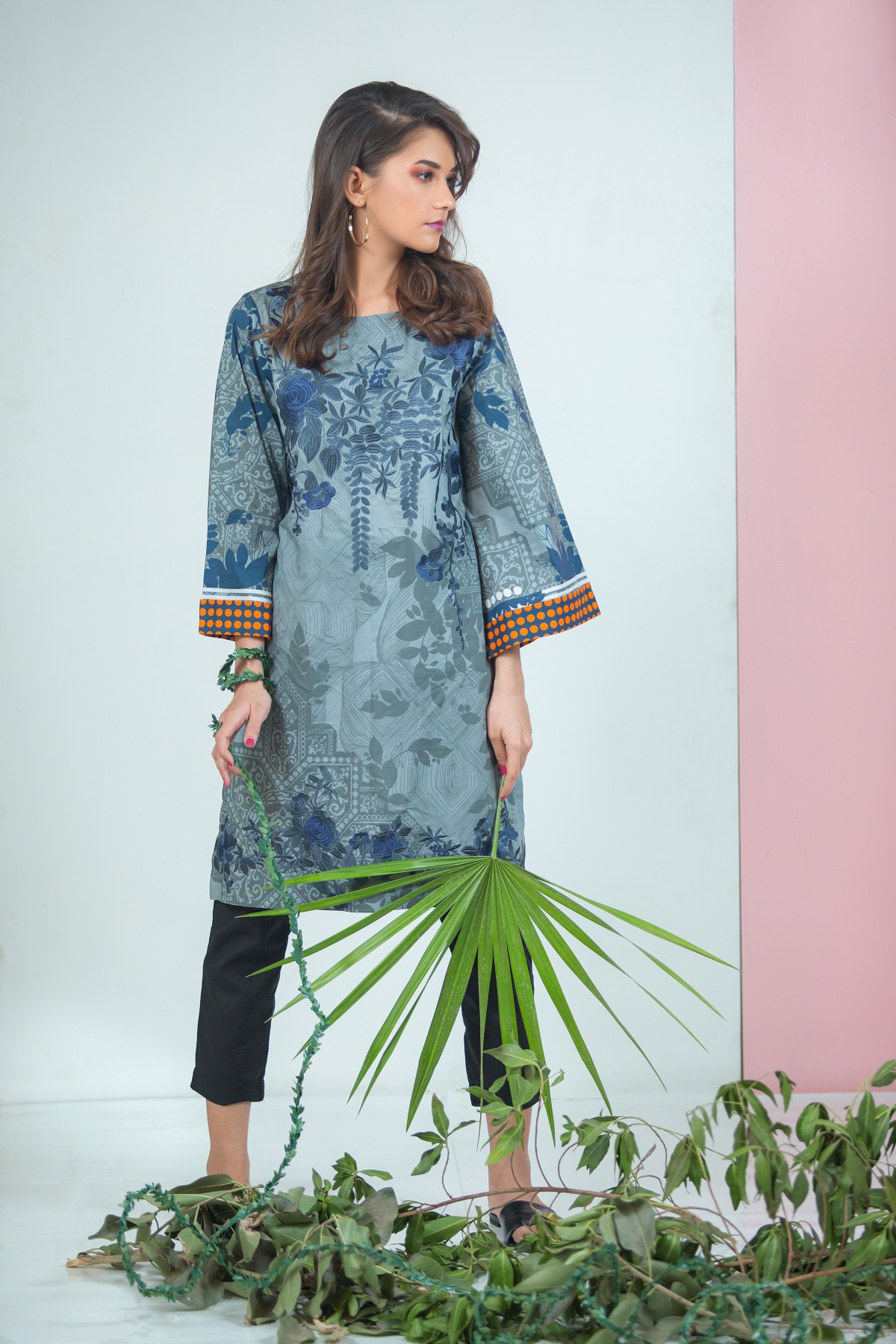 Dhanak Fashion — frame 67