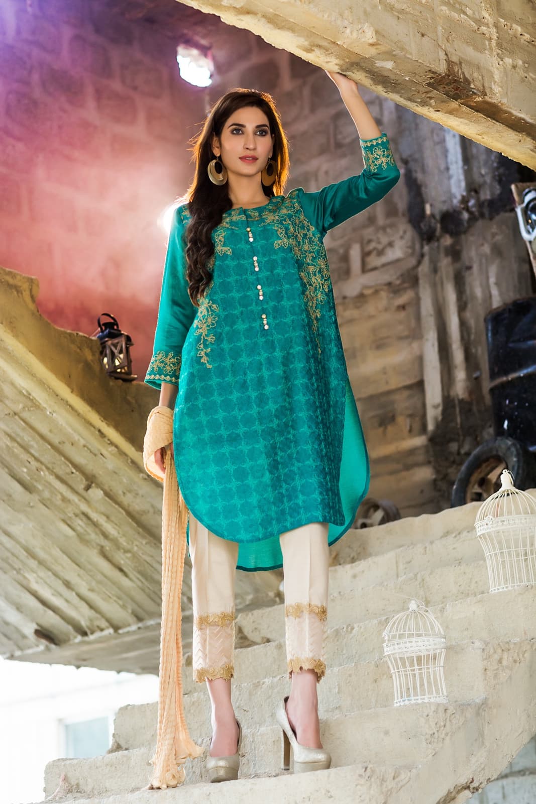 Gul Ahmed Girls — frame 11