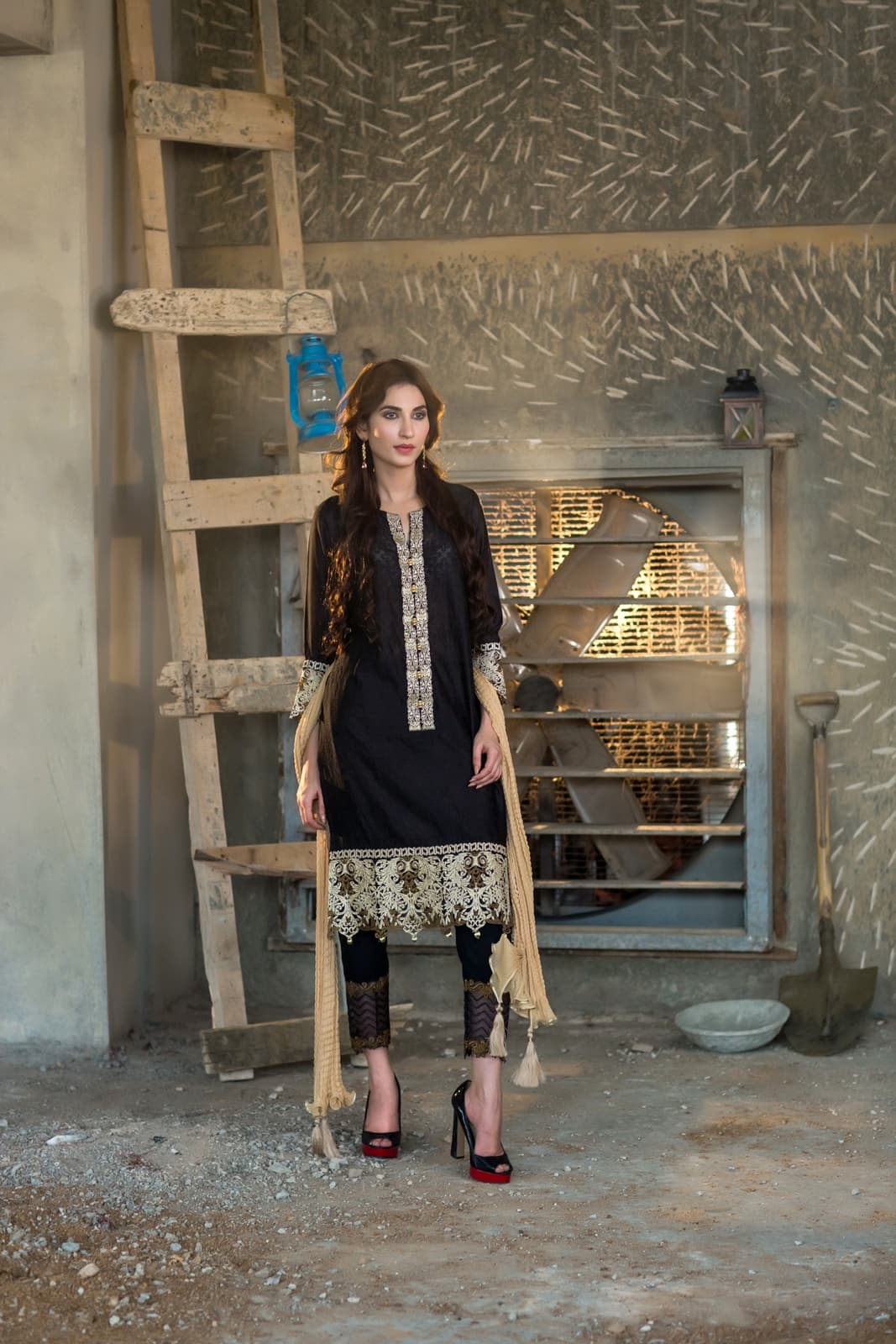 Gul Ahmed Girls — frame 14