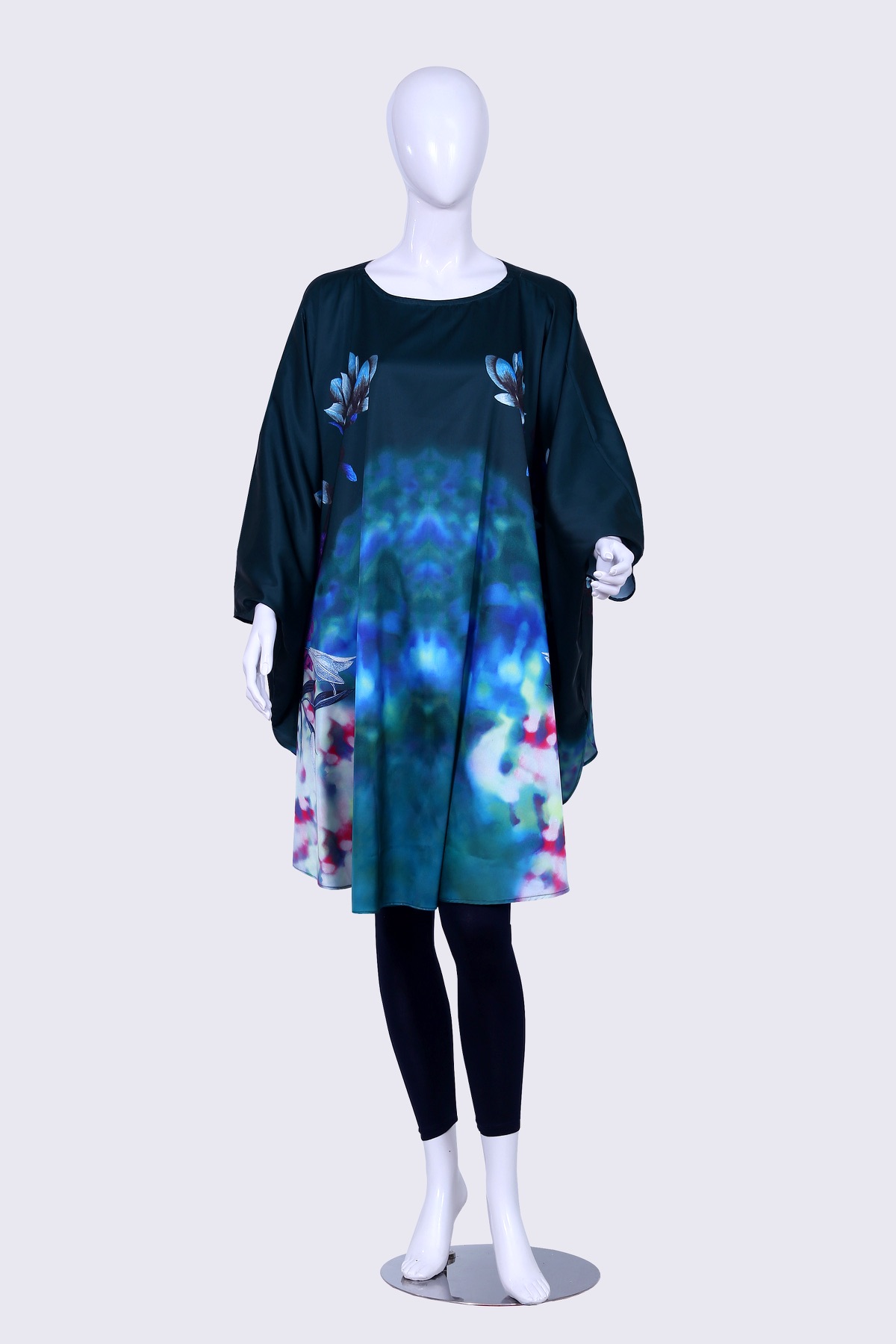 Kounj Lookbook — frame 10