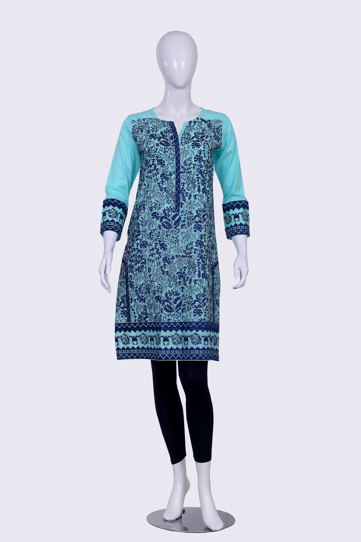 Kounj Lookbook — frame 75