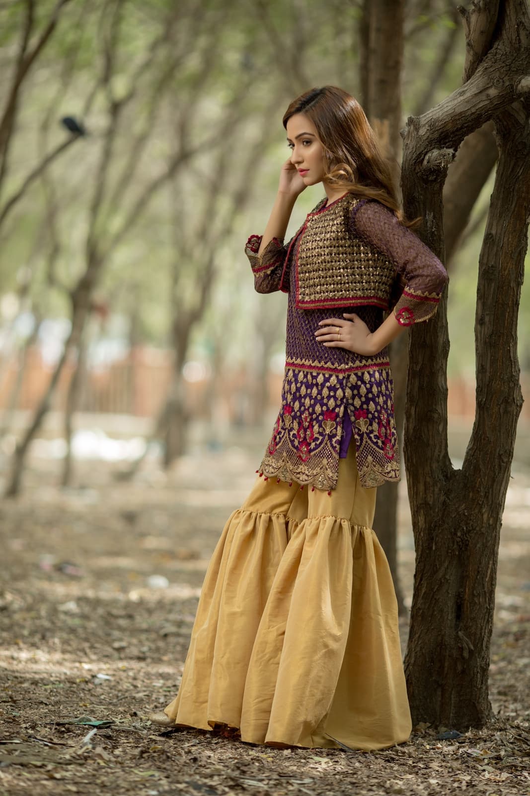 Nakoosh Fashion — frame 11
