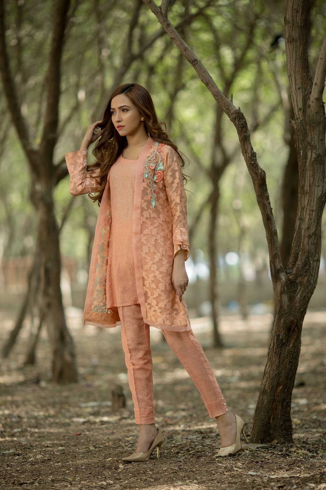 Nakoosh Fashion — frame 29